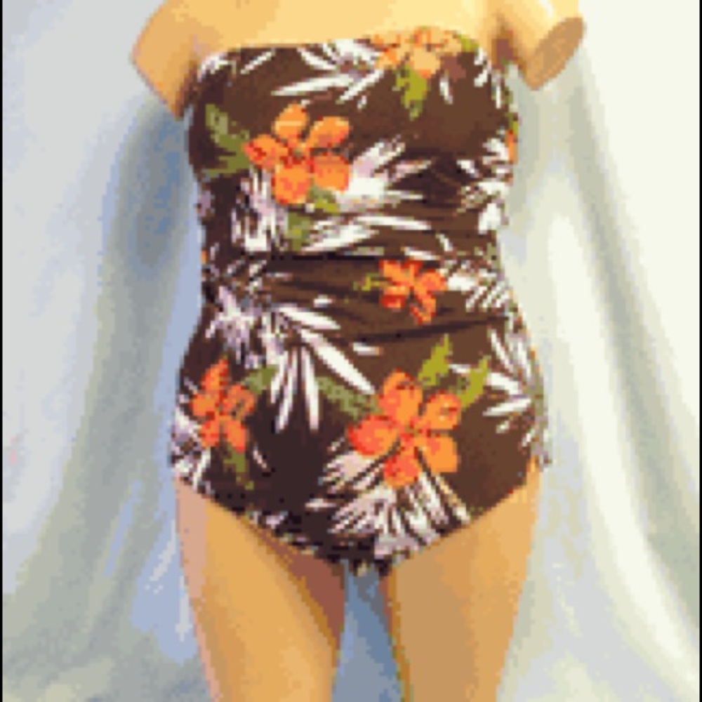 22W or 24W NWT Ceeb bandeau swimsuit side shirring 	10656-381